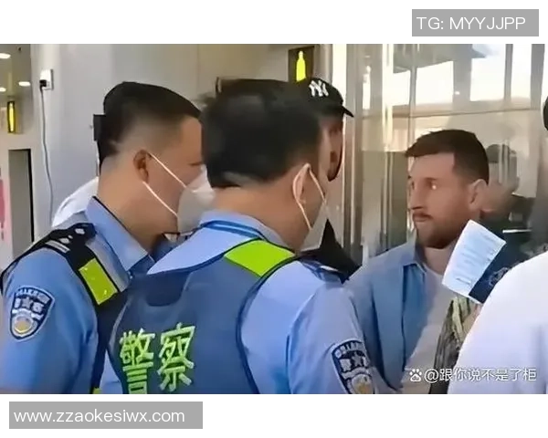 足球明星保安冲突事件引发热议背后真相曝光引人关注 足球明星保安冲突事件引发热议背后真相曝光引人关注